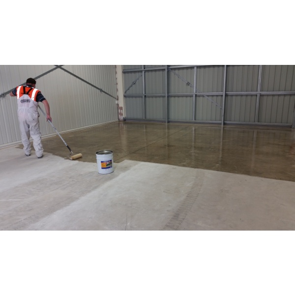 Driveway and Masonry Sealer - Clear 20L - Image 2