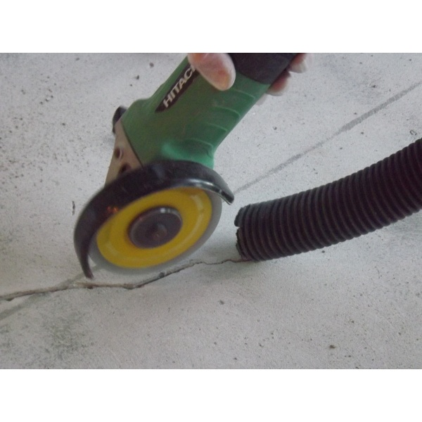Self Levelling Pourable Epoxy Filler 1.5L - Image 3