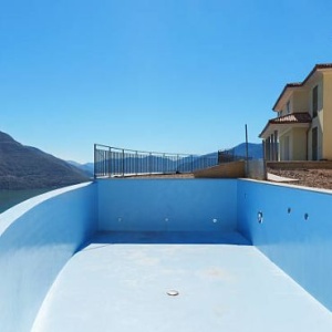 Premium Waterbased Epoxy Pool Coating 8L